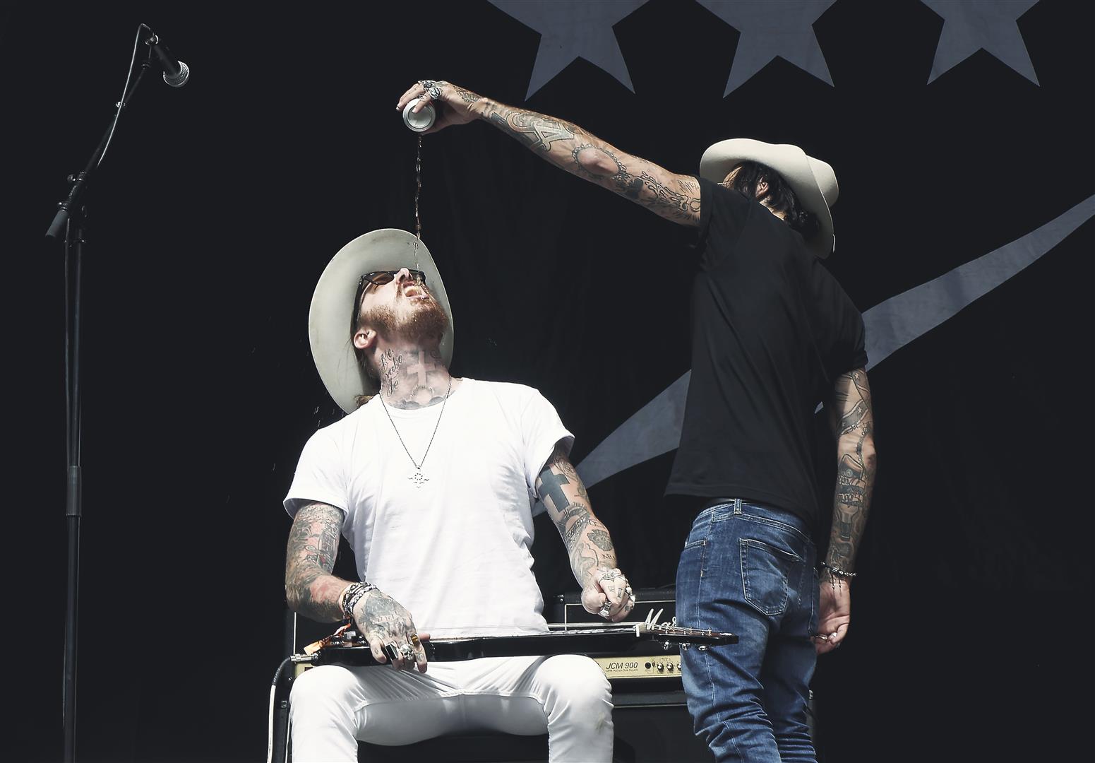 YELAWOLF_NICOSKGZ00008